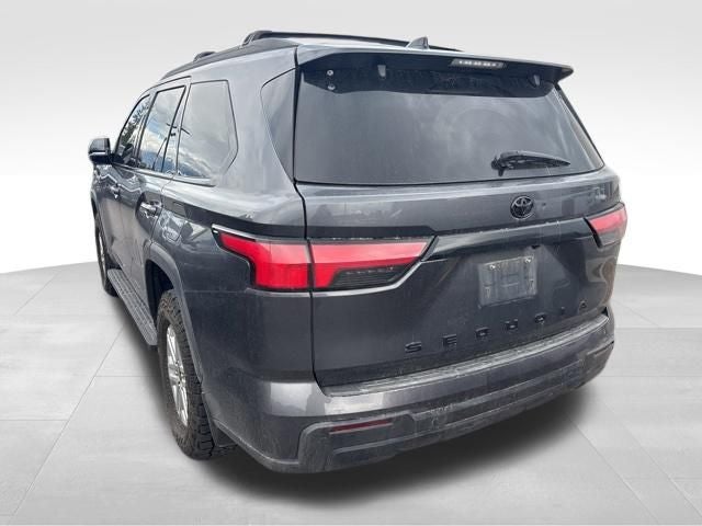 2023 Toyota Sequoia SR5