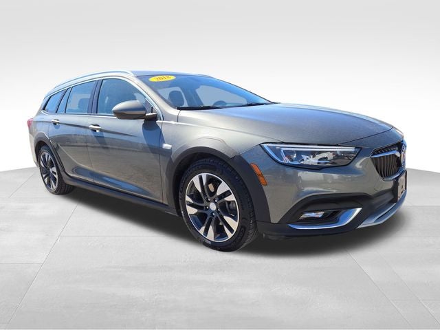 2018 Buick Regal TourX Essence