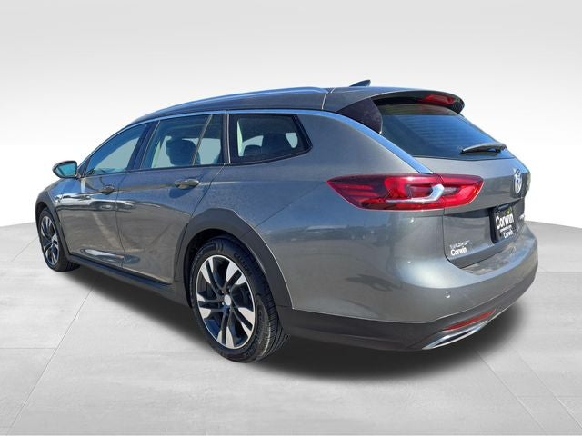 2018 Buick Regal TourX Essence