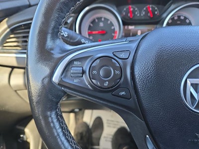 2018 Buick Regal TourX Essence