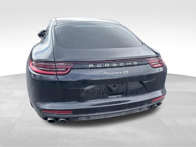 2018 Porsche Panamera 4S